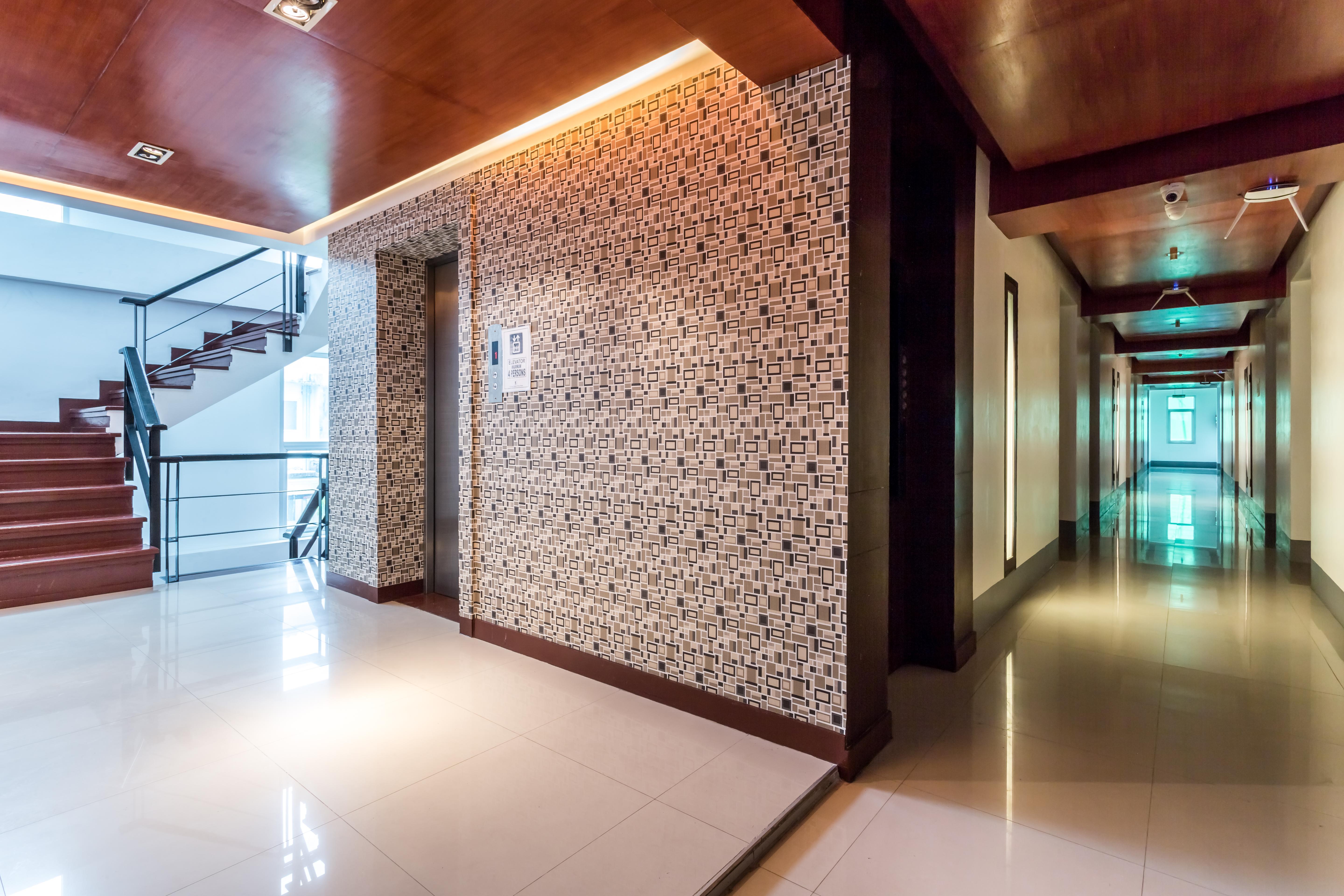 7Q Patong Hotel Exterior photo
