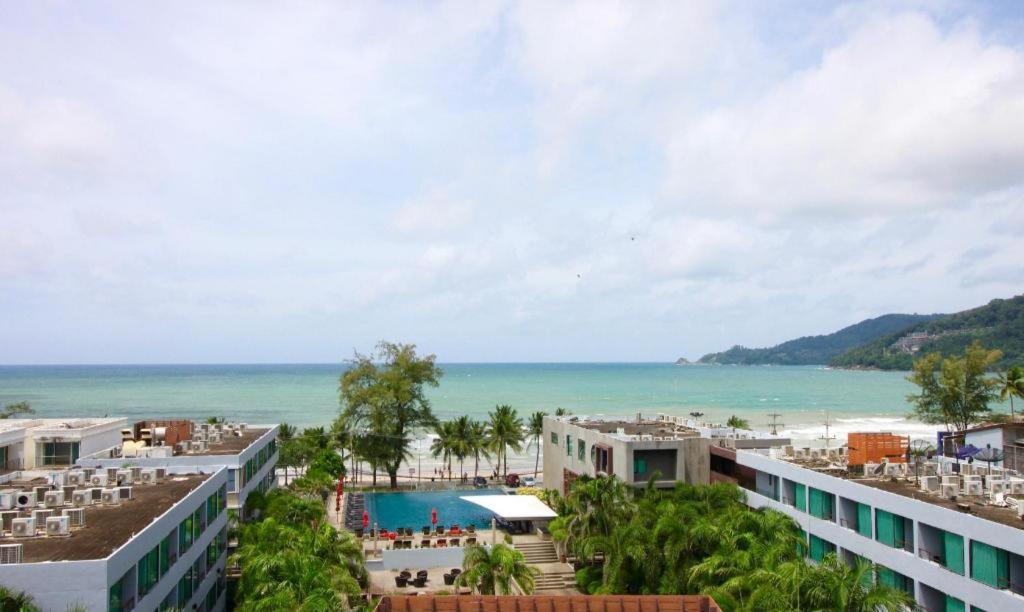 7Q Patong Hotel Exterior photo