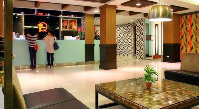 7Q Patong Hotel Exterior photo
